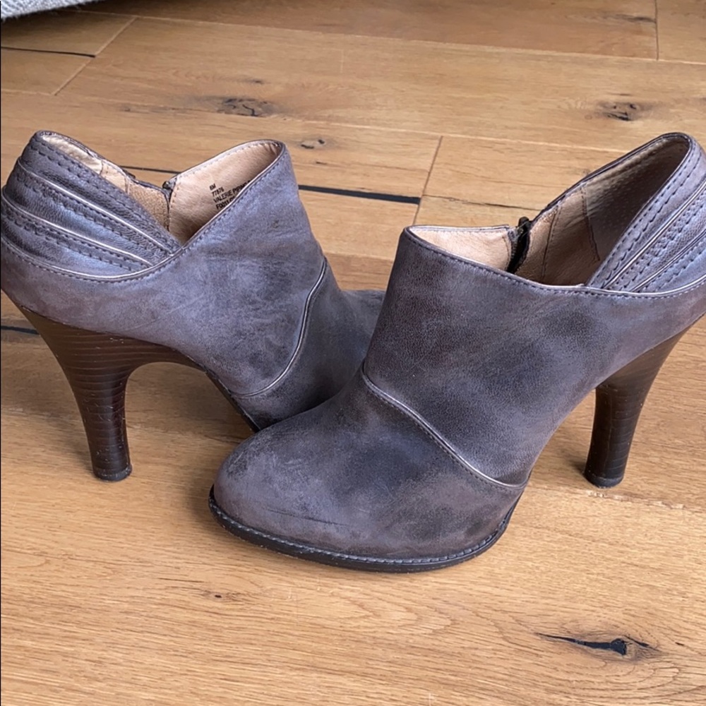 Frye Valerie Piping heel booties